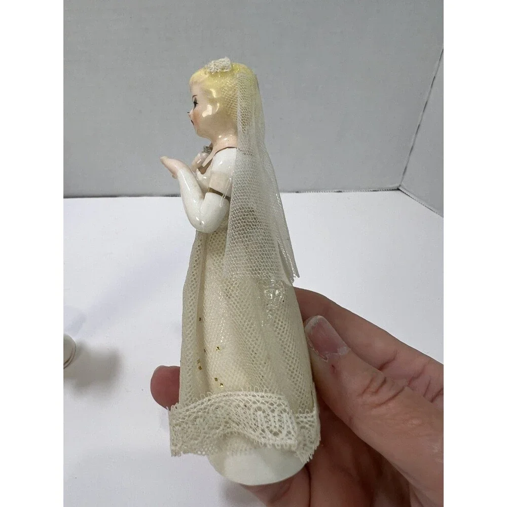 Vintage 1950s Bride & Groom Cake Topper Wedding Traditional Veil Tuxedo Blonde